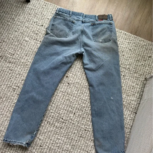 Vintage | Wrangler Distressed Straight-Leg Jeans - Picture 5 of 8
